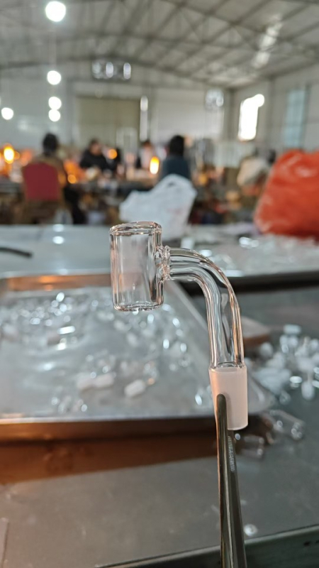 Тръба от боросиликатно стъкло, без персонализация, не е внесена