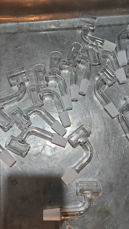 Тръба от боросиликатно стъкло, без персонализация, не е внесена