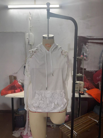 Hanorac damă cu insertie dantelată, mâneci lungi, glugă, poliester, stil casual japonez-coreean, toamnă 2025