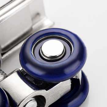 Дървена ролка за плъзгащи врати на гардероб — лека, безшумна, водач за релсата