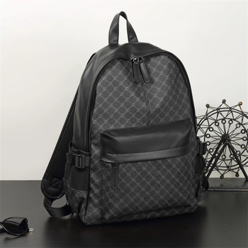 Ανδρικό σακίδιο πλάτης από συνθετικό δέρμα, χωρητικότητα 36–55 L, αδιάβροχο, καρό μοτίβο, καμπύλες ιμάντες ώμου, μοντέρνο street wear για καθημερινή χρήση