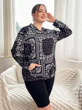 Moteriškas lengvas džemperis su gobtuvu Cashew Flower raštu, 95% poliesteris, ilgomis rankovėmis, literatūros retro stilius