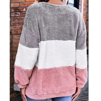Ženski pulover s šarenim blokovima boja, zaobljen ovratnik, dugi rukavi, duljina 50-65 cm, poliester elastan