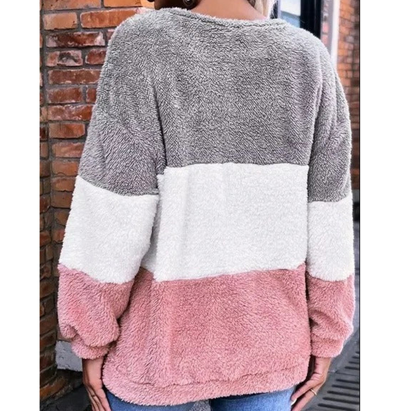 Ženski pulover s šarenim blokovima boja, zaobljen ovratnik, dugi rukavi, duljina 50-65 cm, poliester elastan