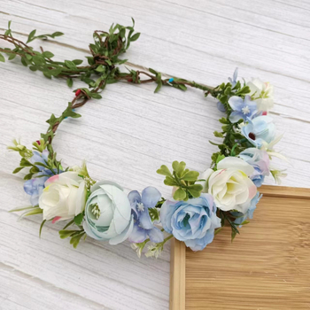 Bandă pentru păr cu design floral, material textil, stil feminin, ambalaj individual, potrivită pentru nuntă și amintiri de călătorie.