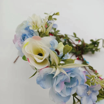 Bandă pentru păr cu design floral, material textil, stil feminin, ambalaj individual, potrivită pentru nuntă și amintiri de călătorie.