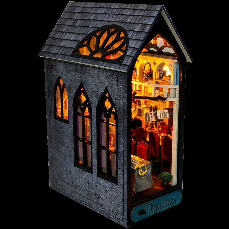 Дървен DIY архитектурен модел на къщичка — ръчно сглобяем, персонализируем според чертежи, за възраст 14+