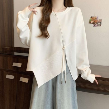 Női pulóver zipzárral elöl, hosszú ujjú, szabálytalan varrással, poliészter anyag