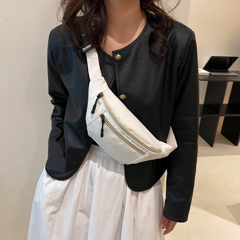 Drobės kompaktiška rankinė per petį — mišraus stiliaus estetika, medžiaga drobė, 2018 m. pavasaris, užtrauktuko uždarymas, tinkama laisvalaikio kelionėms