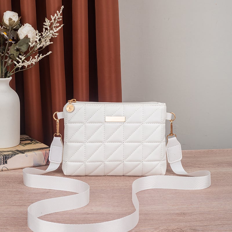 Női PU táska városi egyszerű stílusban, vízszintes négyzet alakú forma, fedéllel záródó, belső mobiltelefon zseb, poliészter bélés, Tavasz 2025