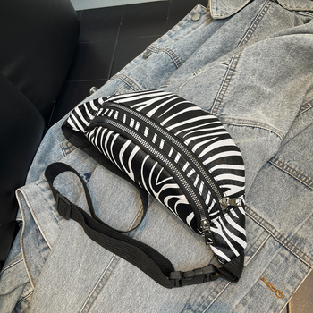 PU crossbody krepšys su zebro raštu, užtrauktukas, vidinė kišenė su užtrauktuku, poliesterio pamušalas, 2025 m. pavasaris