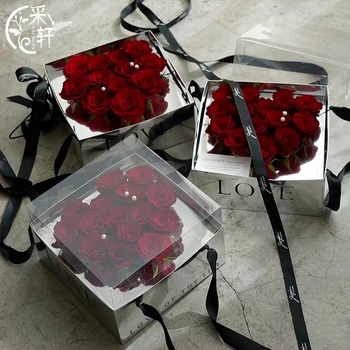 Sulankstoma dovanos dėžutė su veidrodžiu gėlėms, iš popieriaus