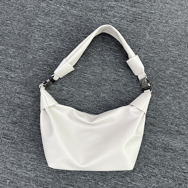 Vyrų krepšys per petį iš PU odos, atspari vandeniui, stilius Assetic Wind, pavasaris 2024