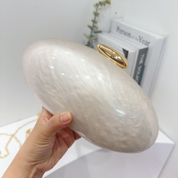 Τσάντα crossbody από ακρυλικό, σχήματος κοχύλι, με μαγνητικό κούμπωμα — αστικός μινιμαλισμός, άνοιξη 2025, επένδυση από πολυεστέρα, θήκη για κινητό