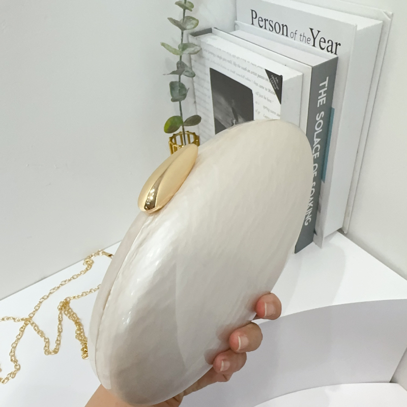 Geantă crossbody din acril, în formă de scoică, cu închidere magnetică — simplitate urbană, primăvara 2025, căptușeală poliester, buzunar pentru telefon