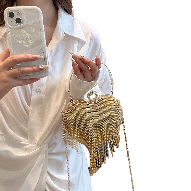 Moteriška vakarinė rankinė su širdies formos kristalais ir kutais, ovali forma, kabliuko uždarymas, poliesteris, PU vidus, kyber stilius