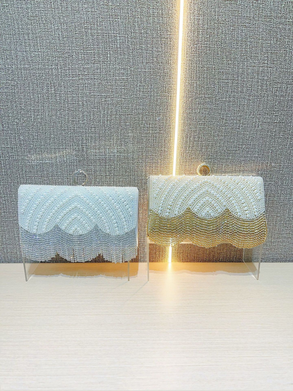 Вечерна чанта, хоризонтално квадратна форма, полиестер, заключващ се отвор, вътрешни джобове за телефон и ID, урбан стил