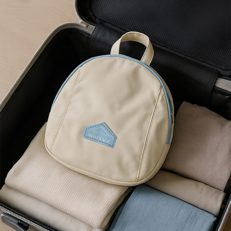 Alsónemű és zokni tároló táska, Három az egyben utazási hordozható szervező, Peach skin anyag, Modern egyszerű stílus