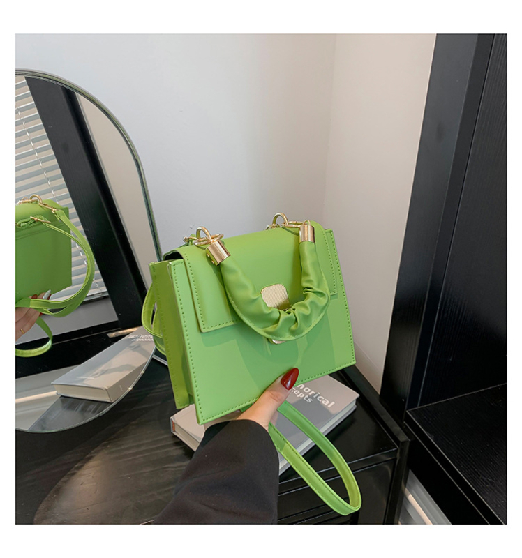 Utcai stílusú PU anyagú négyszögletes női válltáska, tavasz 2024, zárócsapos zár