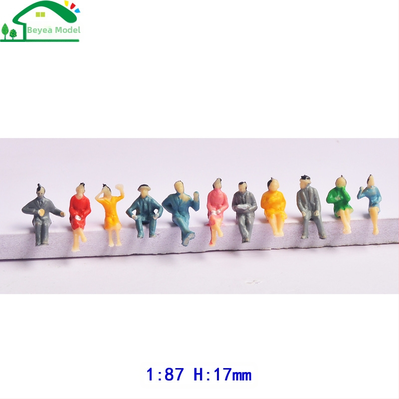 Миниатюрен модел на персонаж • пластмасов материал • статичен модел • опаковка в мрежеста торба • персонализиране на проби