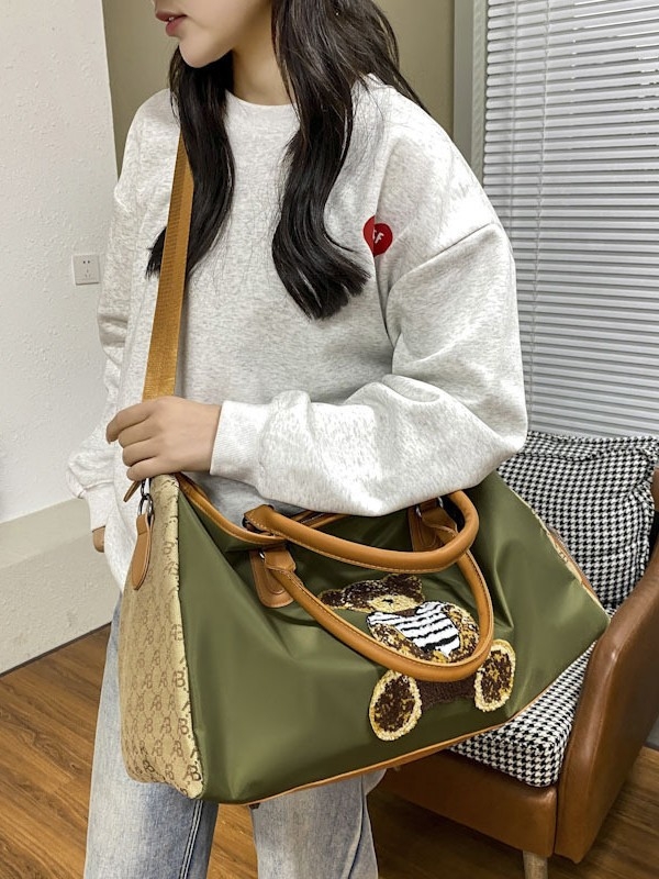 Crossbody utazótáska, nagy kapacitású 20–35L, Oxford anyag, száraz–nedves kettős használat, szabadidős utazásokhoz