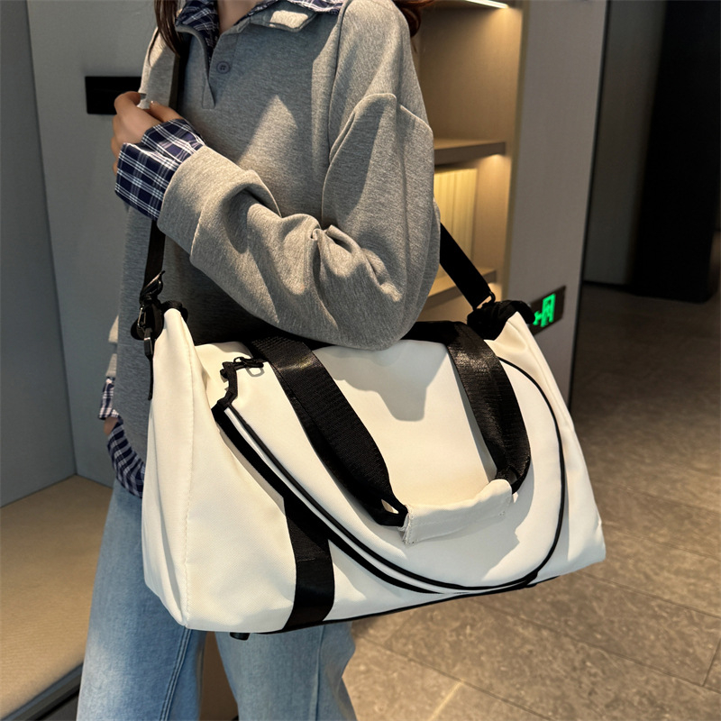 Badminton és teniszhez való sporttáska, nagy kapacitású 20-35L, Oxford anyag, légáteresztő és kopásálló, bélés poliészter