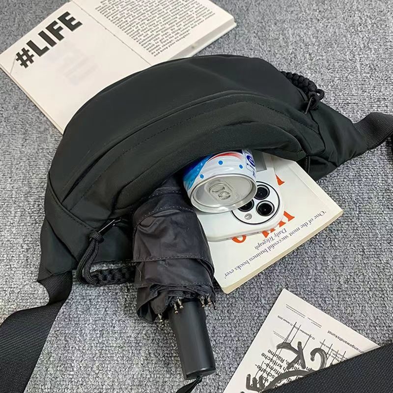 Férfi kereszttest-táska poliészterből, belső nylon bélés, 2025 tavasz, üzleti utazásokhoz