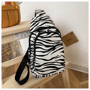 Vászon keresztpántos táska, utcai stílus, 2024 tavasz, cipzáras záródás, poliészter bélés, belső telefonzseb, belső patch zseb