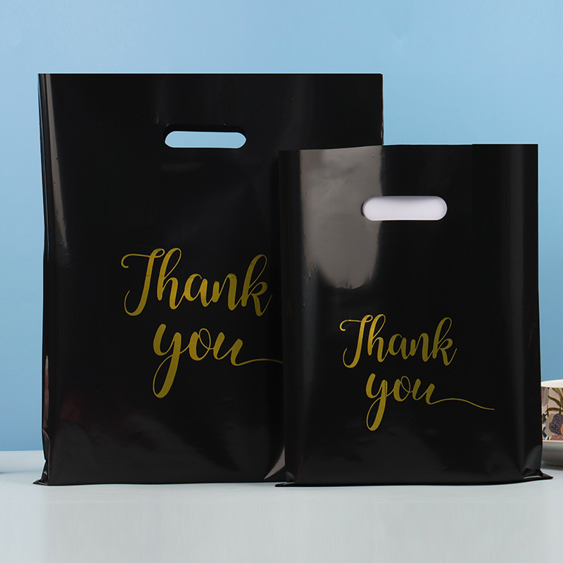 Чанта за пазаруване от PE материал, процес Blown film, марка Cloud Love Tilt, печатано лого, подходяща за подаръци