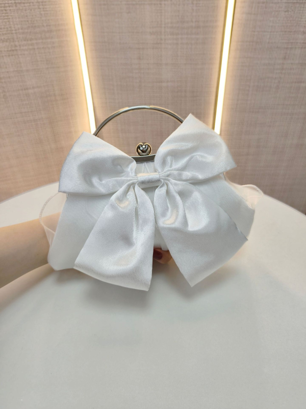 Szaténból készült masnis táska, felhő-stílusú estélyi táska, belső zsebek a telefon és azonosító számára, poliészter bélés