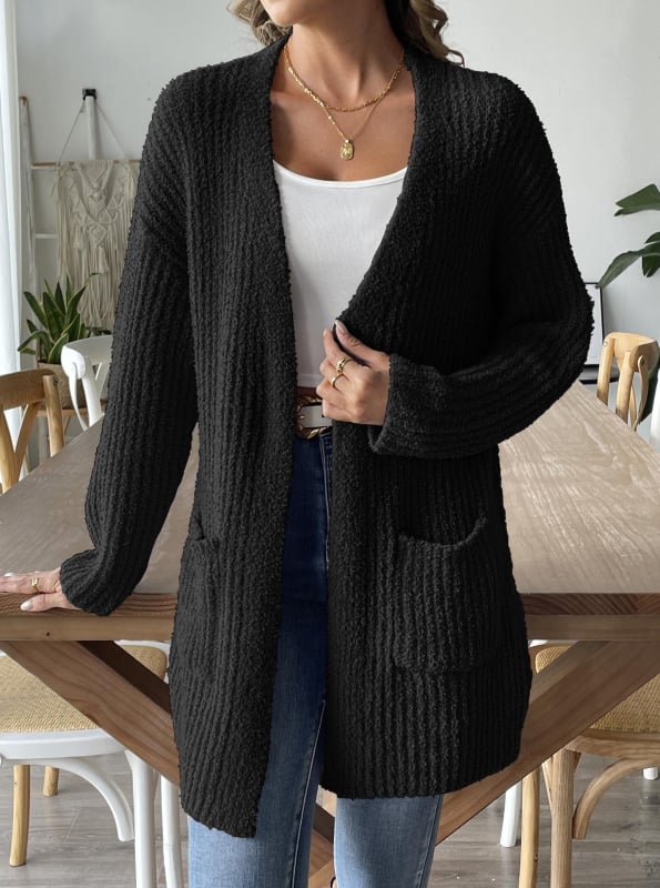 Cardigan damă din velur cu poliester, lungime medie, decolteu în V, mâneci lungi, design colaj