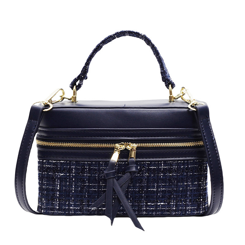 Geantă crossbody unisex, construcție împletită, formă orizontal pătrată, închidere cu fermoar, căptușeală poliester