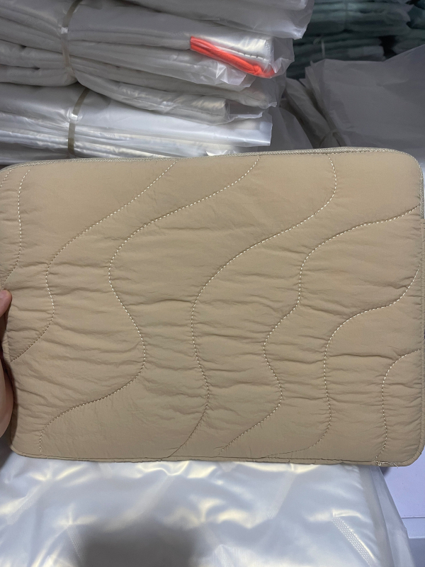 14 colių atspari vandeniui nešiojamojo kompiuterio krepšys, siuvinėtu vandens lašų raštu, lengvas medvilnės ir lino išorė, medvilnės įdėklas, Unisex, Pavasaris 2024