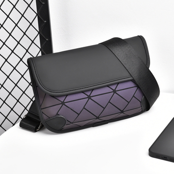 Vyriška pečių rankinė su kryžminiu nešiojimu – odos plėvelė, poliesterio įdaila, kvėpuojanti ir atspari vandeniui, tinkama laisvalaikio kelionėms