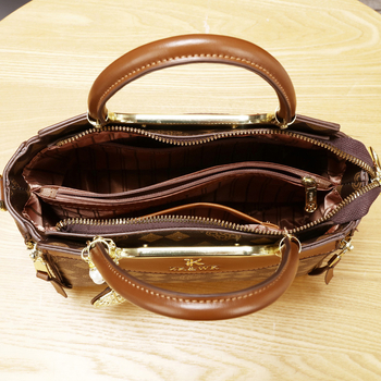 Moteriška crossbody rankinė, PVC medžiaga, daržovių krepšio stiliaus, vertikali kvadrato formos, užtrauktukas