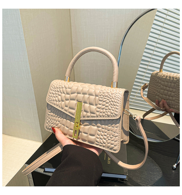 PU crossbody torba, gradski minimalistički stil, horizontalni kvadratni oblik, zaključavanje na bravu, unutarnja pretinica za telefon