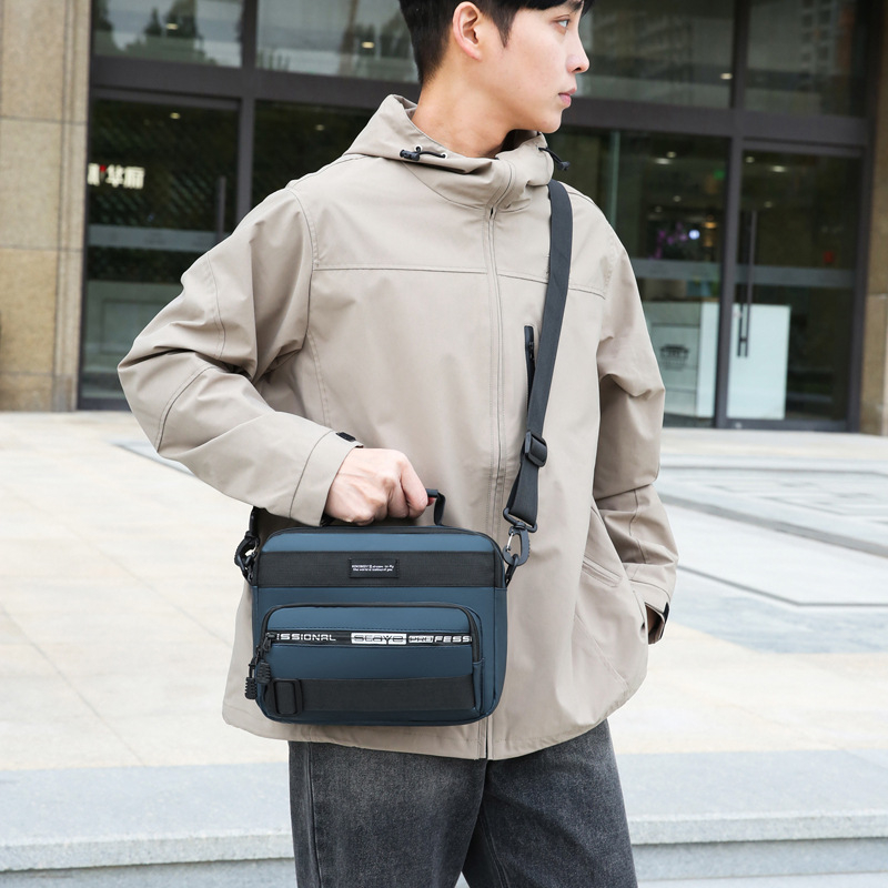 Vyrų pečių krepšys, miesto paprastumas, Oxford audinys, poliesterio pamušalas, vienos spalvos, kvėpuojanti