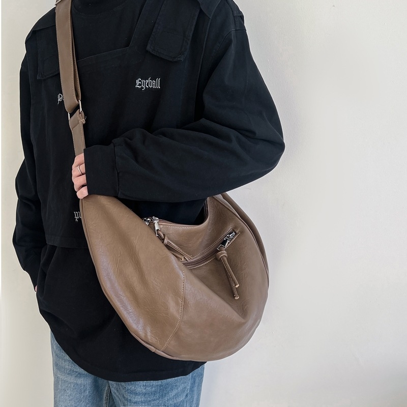 Muška crossbody torba - PU materijal, vodootporna, jednobojni uzorak, proljeće 2025, svakodnevna upotreba