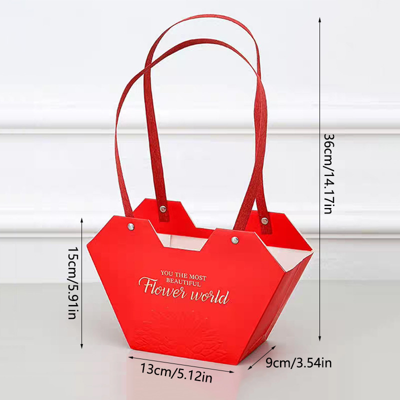 Торба за цветя и подарък със сърцевидна форма, от специална хартия, подходяща за букети и подаръчна опаковка.