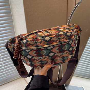 Torba za prsnu Crossbody — gradska jednostavnost, platno, zatvaranje na zip, poliester podstava, proljeće 2025