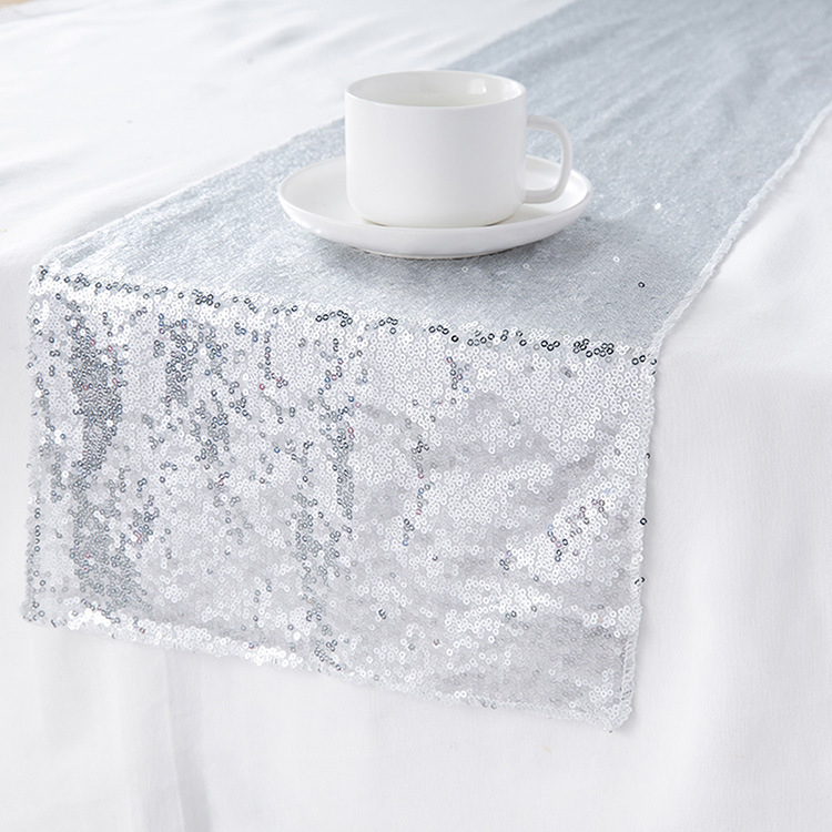 Table Flag su blizgučiais – stačiakampė stalo uždanga, vientisas raštas, 100% blizgučiai, poliesterio pagrindas, užsakymas pagal užsakymą