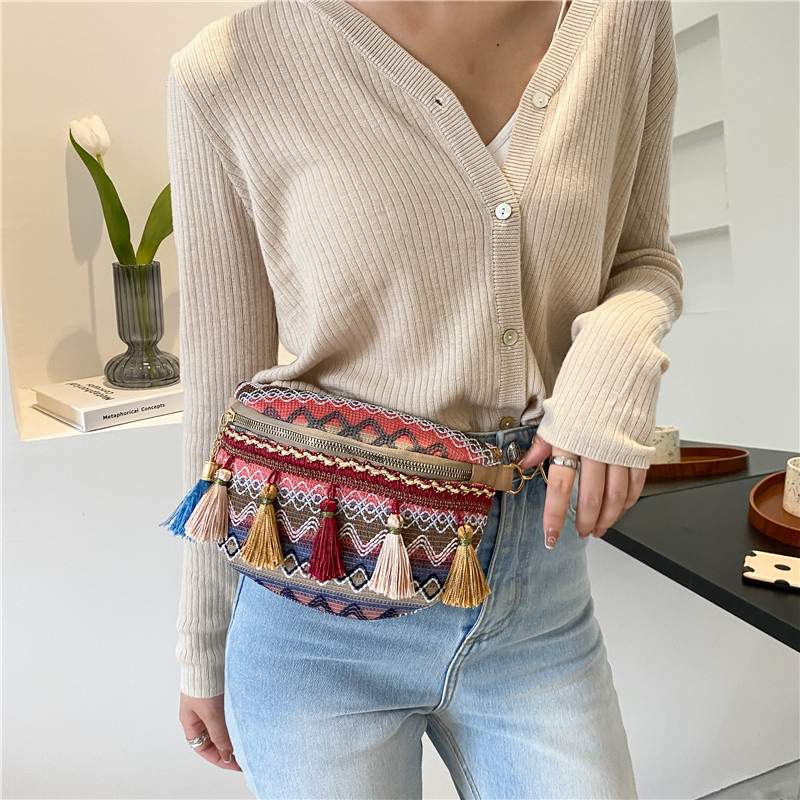 Boho crossbody torba s resicama, ženska torba od najlona, zatvaranje na zip, podstava od najlona, mekana, za svakodnevnu upotrebu, ljeto 2024