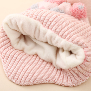 Zimska dječja pletena kapa s cvjetnim uzorkom, zaštita za uši, podstavljena fleeceom, pom-pom