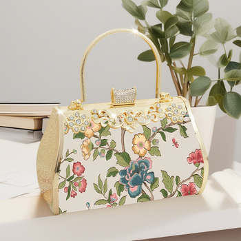 Τσάντα βραδινή PU με κλείσιμο με κλειδαριά, οριζόντια τετράγωνο σχήμα, εσωτερικοί διαμερίσματα: θήκη για ID και θήκη με λαμιναρισμένο φερμουάρ, επένδυση πολυεστέρα