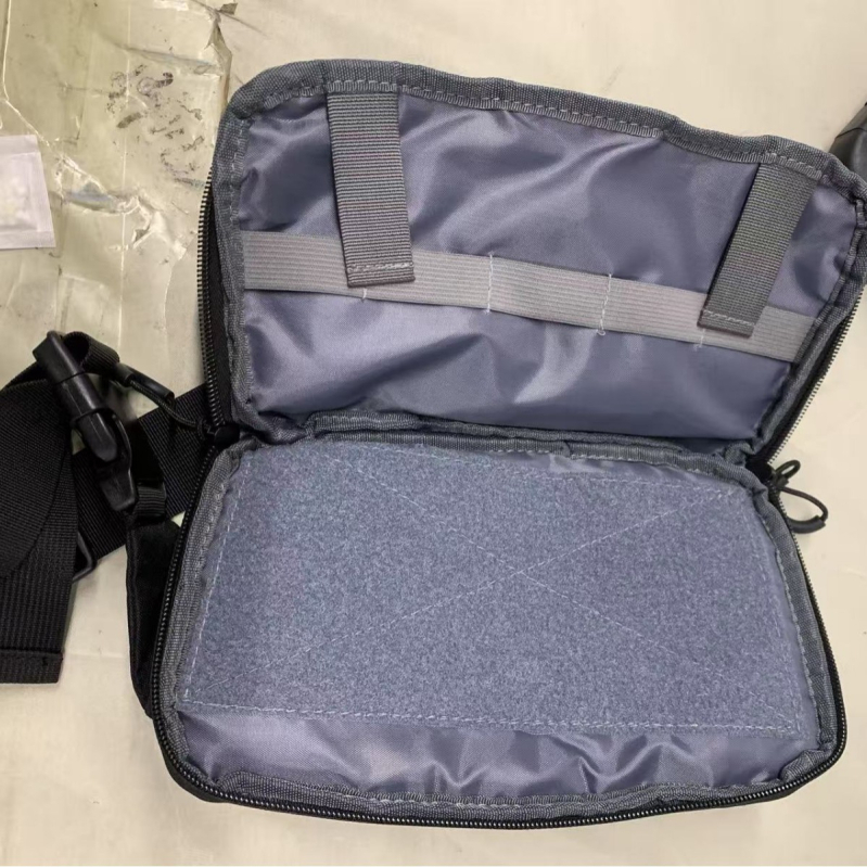 Nylon sport deréktáska; vízálló, ultrakönnyű, bővíthető, kültéri sportokhoz