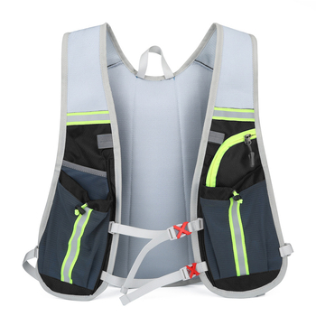 Sportinė kuprinė žygiams ir dviračiams – nailono išorė, poliesterio pamušalas, išlenkti pečių diržai, ultraleid, lengvinanti apkrovą