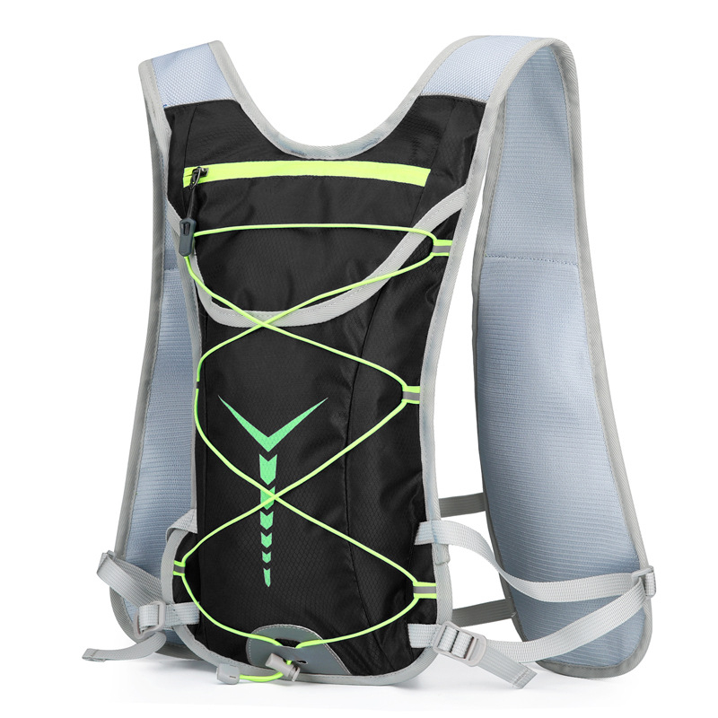 Sportinė kuprinė žygiams ir dviračiams – nailono išorė, poliesterio pamušalas, išlenkti pečių diržai, ultraleid, lengvinanti apkrovą