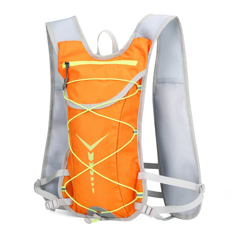 Sportinė kuprinė žygiams ir dviračiams – nailono išorė, poliesterio pamušalas, išlenkti pečių diržai, ultraleid, lengvinanti apkrovą