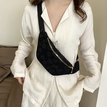 Кръстосана чанта с флорална бродерия, нейлон, цип, вътрешен джоб за мобилен телефон, мека конструкция