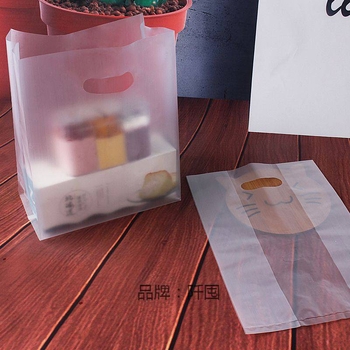 Geantă din plastic îngroșată pentru ambalaje alimentare – pentru take-out, pâine, salate și deserturi